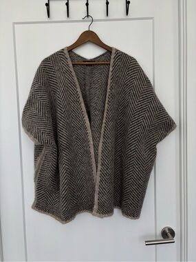 Gorgeous wool-blend poncho